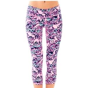 Lilly Pulitzer Luxletic Pink Blue Turquiose Lobstah Roll Capri Crop Leggings S